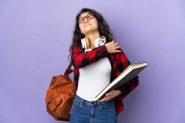 Estudante Adolescente Isolado Fundo Roxo Sofrendo Dor Ombro Por Ter — Fotografia de Stock