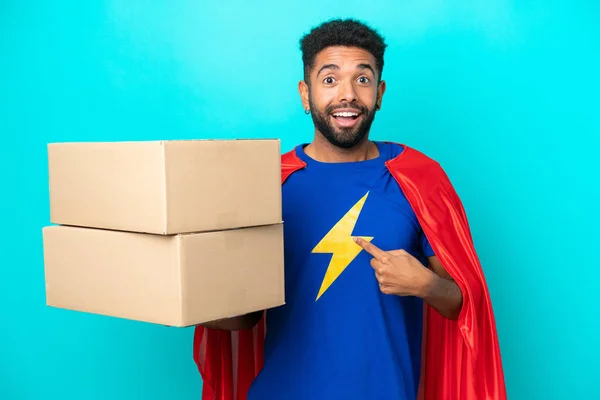 Super Hero Delivery Brazilian Man Isolated Blue Background Surprise Facial — Stock Photo, Image