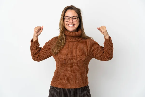 Middle Age Brazilian Woman Isolated White Background Doing Strong Gesture — 스톡 사진