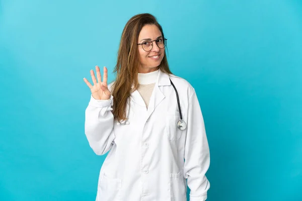 Middle Age Brazilian Doctor Woman Isolated Blue Background Happy Counting — Fotografia de Stock