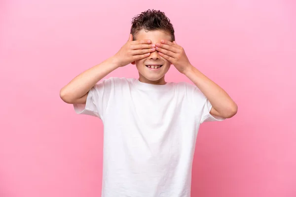 Little Caucasian Boy Isolated Pink Background Covering Eyes Hands Smiling — Photo