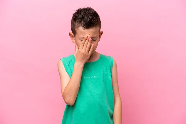 Little Caucasian Boy Isolated Pink Background Headache — Stok fotoğraf