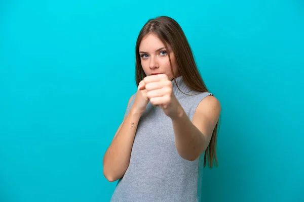 Jonge Litouwse Vrouw Geïsoleerd Blauwe Achtergrond Met Vechten Gebaar — Stockfoto