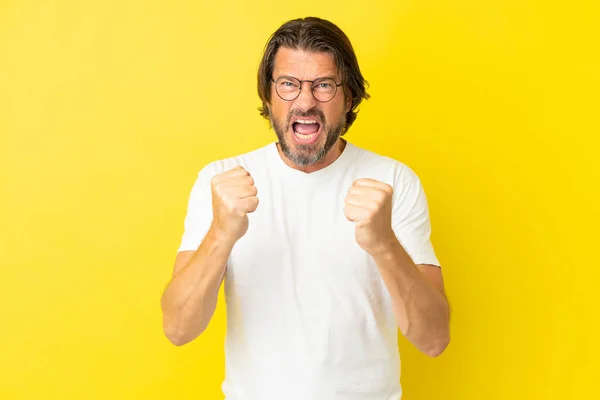 Senior Dutch Man Isolated Yellow Background Frustrated Bad Situation — 图库照片