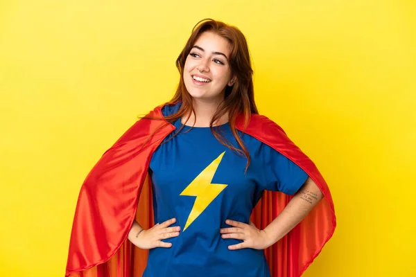 Super Hero Redhead Woman Isolated Yellow Background Posing Arms Hip — Stock fotografie