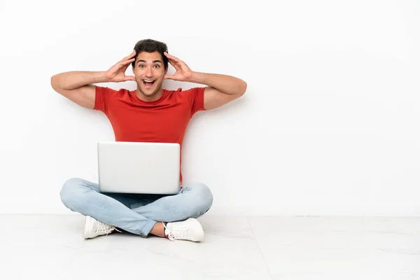 Caucasian Handsome Man Laptop Sitting Floor Surprise Expression — стокове фото