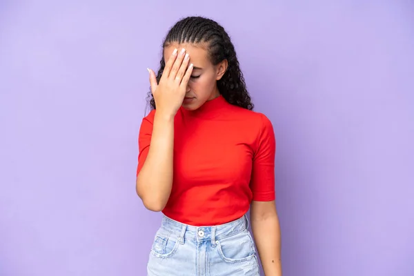 Young Woman Isolated Purple Background Headache — Photo