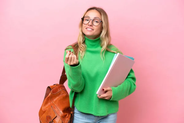 Jonge Student Vrouw Geïsoleerd Roze Achtergrond Het Maken Van Geld — Stockfoto