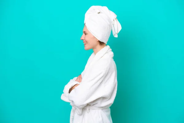 Young Woman Bathrobe Isolated Blue Background Lateral Position — 图库照片