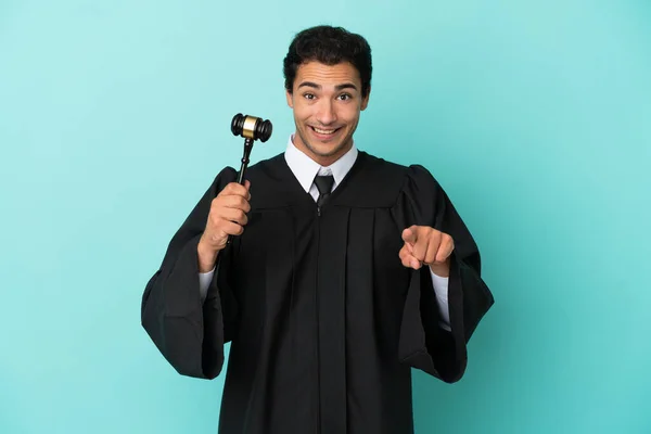 Judge Isolated Blue Background Surprised Pointing Front — Stock Photo, Image