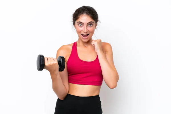 Jovem Esporte Caucasiano Mulher Fazendo Levantamento Peso Isolado Fundo Branco — Fotografia de Stock