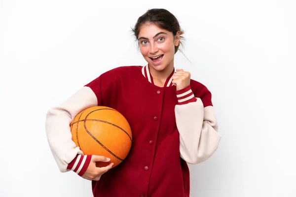 Giovane Giocatrice Basket Donna Isolata Sfondo Bianco Che Celebra Una — Foto Stock