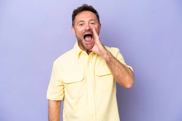 Middle Age Caucasian Man Isolated Purple Background Surprise Shocked Facial — Stockfoto
