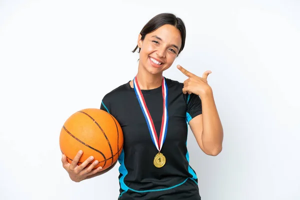 Young Basketball Player Woman Isolated White Background Giving Thumbs Gesture — Zdjęcie stockowe