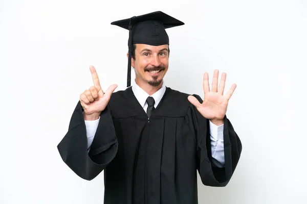 Молодий Випускник Університету Ізольований Білому Тлі Рахуючи Сім Пальцями — стокове фото
