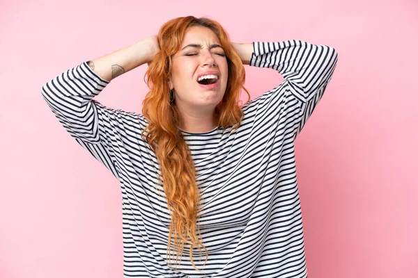 Young Caucasian Woman Isolated Pink Background Stressed Overwhelmed — Stock Photo, Image