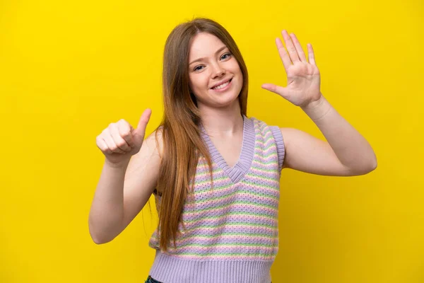 Young Caucasian Woman Isolated Yellow Background Counting Six Fingers — Stock Photo, Image