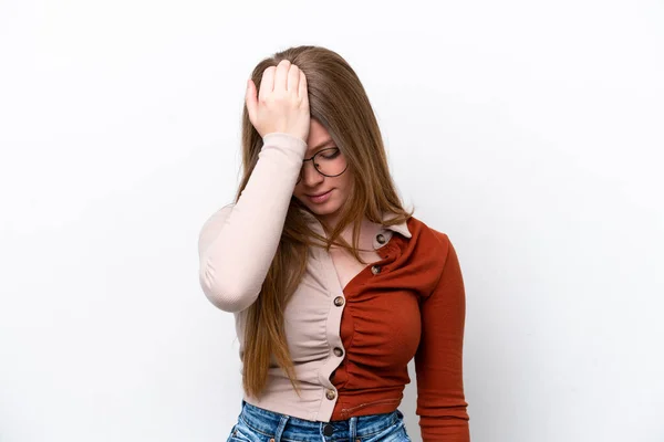Junge Kaukasische Frau Isoliert Auf Weißem Hintergrund Mit Kopfschmerzen — Stockfoto