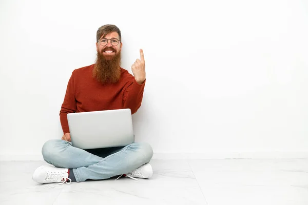 Young Reddish Caucasian Man Laptop Isolated White Background Doing Coming — Fotografia de Stock