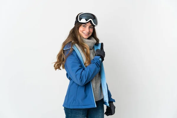 Skier Κορίτσι Γυαλιά Snowboarding Απομονώνονται Λευκό Φόντο Που Δείχνει Προς — Φωτογραφία Αρχείου