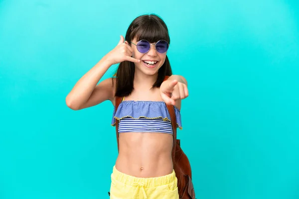 Little Caucasian Kid Going Beach Isolated Blue Background Making Phone — ストック写真