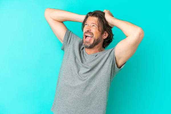 Senior Dutch Man Isolated Blue Background Stressed Overwhelmed — Stockfoto