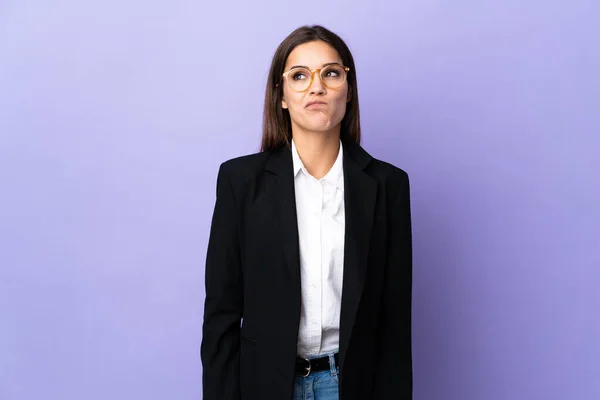 Business Woman Isolated Purple Background Looking — Stockfoto