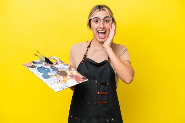 Young Artist Caucasian Woman Holding Palette Isolated Yellow Background Surprise — ストック写真