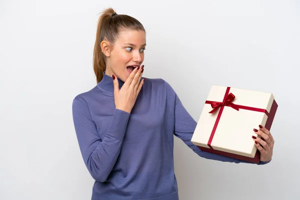 Young Caucasian Woman Holding Gift Isolated White Background Surprise Shocked — 스톡 사진