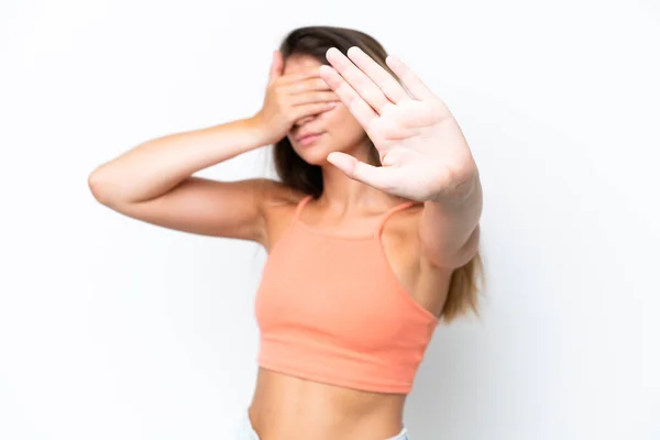 Mujer Joven Caucásica Aislada Sobre Fondo Blanco Haciendo Stop Gesture —  Fotos de Stock