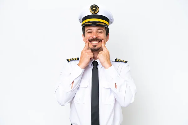 Vliegtuig Kaukasische Piloot Geïsoleerd Witte Achtergrond Glimlachend Met Een Vrolijke — Stockfoto