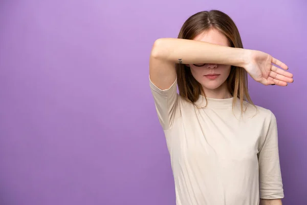 Young English Woman Isolated Purple Background Covering Eyes Hands — Stockfoto