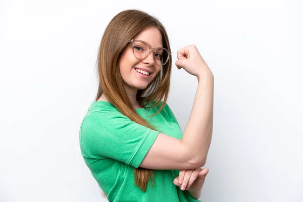 Joven Mujer Caucásica Aislada Sobre Fondo Blanco Con Gafas Celebrando —  Fotos de Stock