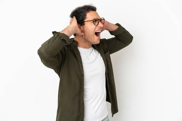 Kaukasische Knappe Man Geïsoleerde Witte Achtergrond Gestrest Overweldigd — Stockfoto