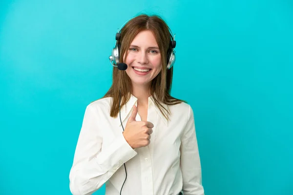 Telemarketer English Woman Working Headset Isolated Blue Background Giving Thumbs — Stock Photo, Image