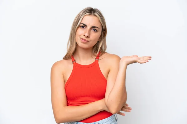 Jonge Kaukasische Vrouw Geïsoleerd Witte Achtergrond Met Twijfels — Stockfoto