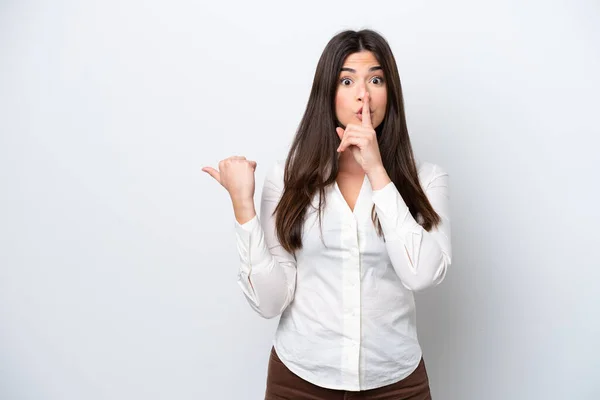 Young Brazilian Woman Isolated White Background Pointing Side Doing Silence — Stock Fotó