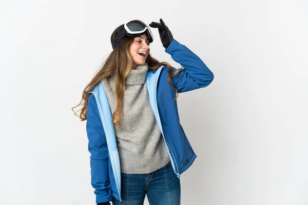 Skier Κορίτσι Γυαλιά Snowboarding Απομονώνονται Λευκό Φόντο Χαμογελώντας Πολύ — Φωτογραφία Αρχείου
