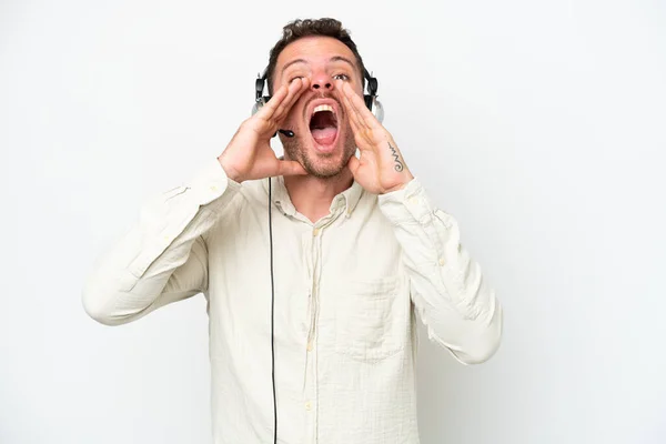 Hombre Caucásico Telemarketer Trabajando Con Auricular Aislado Sobre Fondo Blanco — Foto de Stock