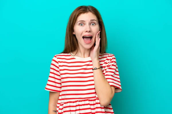 Young English Woman Isolated Blue Background Surprise Shocked Facial Expression — стоковое фото