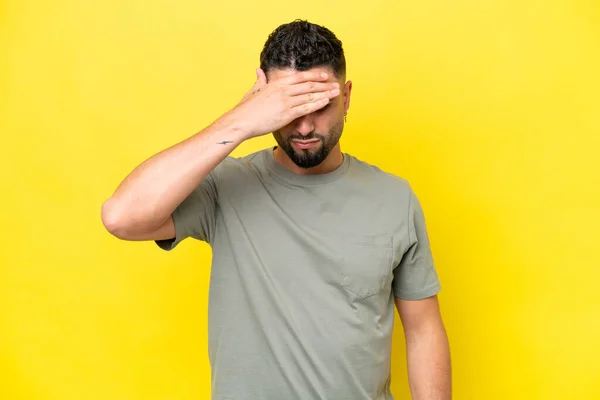 Young Arab Handsome Man Isolated Yellow Background Headache — 图库照片