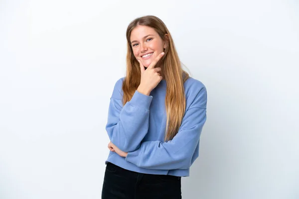 Joven Mujer Rubia Aislada Sobre Fondo Blanco Feliz Sonriente —  Fotos de Stock