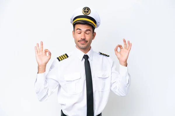 Flugzeugpilot Über Isoliertem Weißem Hintergrund Zen Pose — Stockfoto