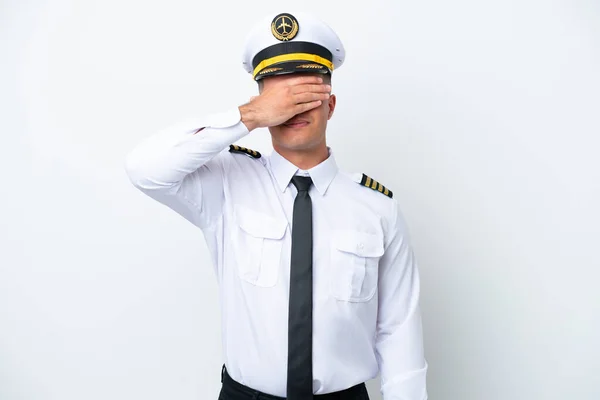 Pilota Aereo Uomo Caucasico Isolato Sfondo Bianco Che Copre Gli — Foto Stock