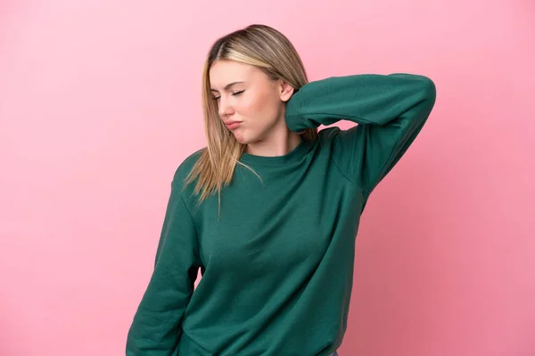 Young Caucasian Woman Isolated Pink Background Neckache — Stock Photo, Image