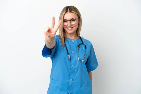 Young Surgeon Doctor Woman Isolated White Background Smiling Showing Victory — Stock Photo, Image