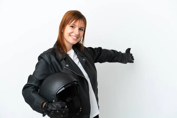 Roodharige Meisje Met Een Motorfiets Helm Geïsoleerd Witte Achtergrond Handen — Stockfoto