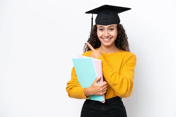 Arabische Universitätsabsolventin Mit Büchern Auf Weißem Hintergrund Die Zur Seite — Stockfoto