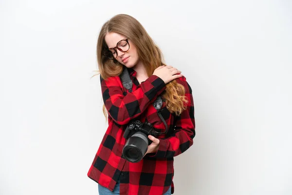 Молодой Фотограф Красивая Женщина Изолированы Белом Фоне Страдает Боли Плече — стоковое фото