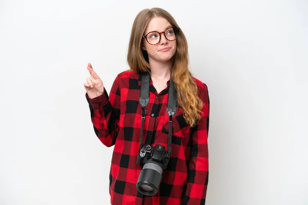 Ung Fotograf Vacker Kvinna Isolerad Vit Bakgrund Med Fingrar Korsning — Stockfoto